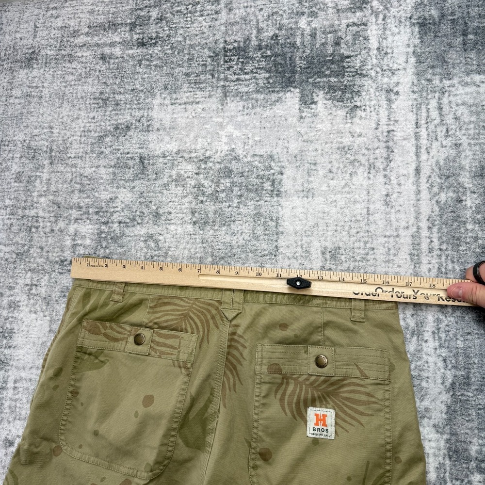 Howler Bros Clarksville Walk Shorts Mens 32 Olive Tan Desert Floral Cactus Beach - Picture 9 of 12